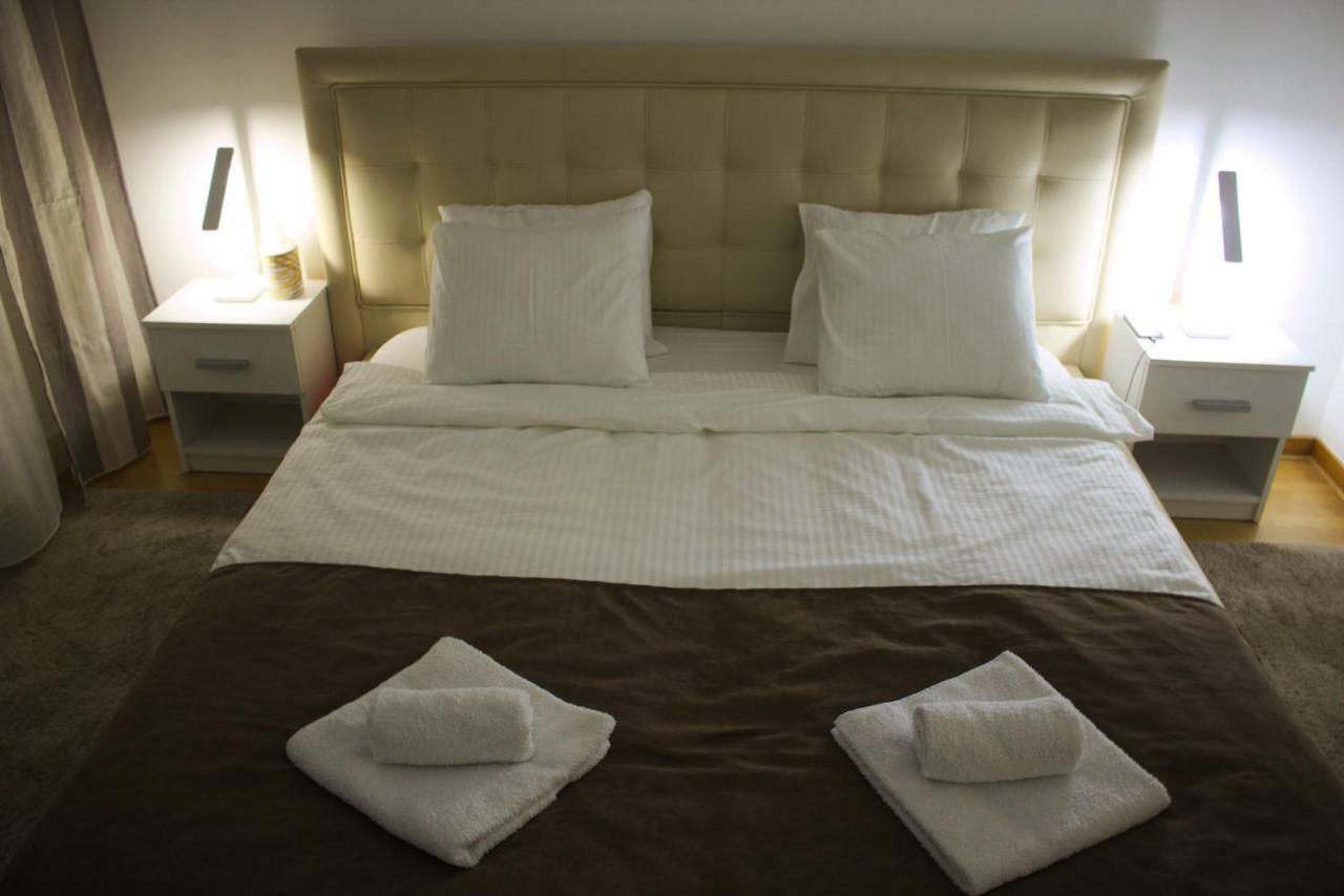 Royal Apartment Belvill เบลเกรด ภายนอก รูปภาพ