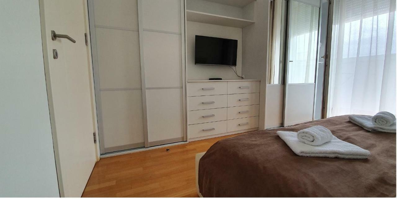 Royal Apartment Belvill เบลเกรด ภายนอก รูปภาพ